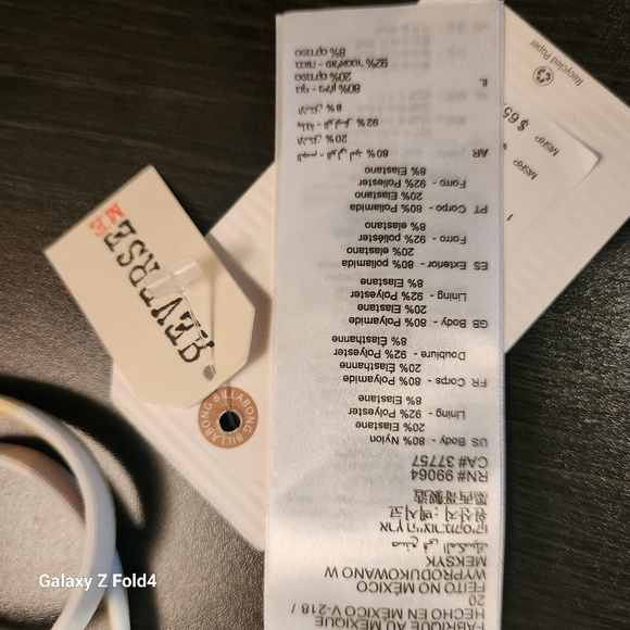 Billabong Reversible Tropic Jungle Sunny Swim Top. NWT! Girls M/10 - Picture 4 of 5